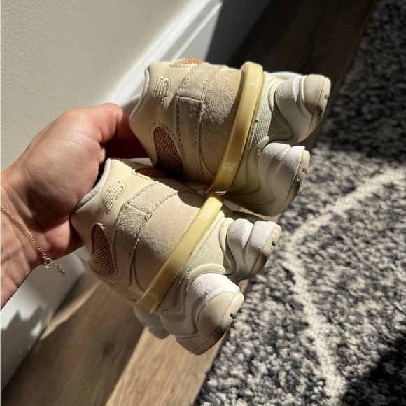 New Balance 9060 W7 M5.5 - Picture 9 of 9